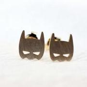 Dark night Batman studs earrings in gold