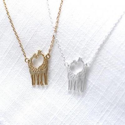 Loving Giraffe pendant necklace in silver/ gold, N0011G