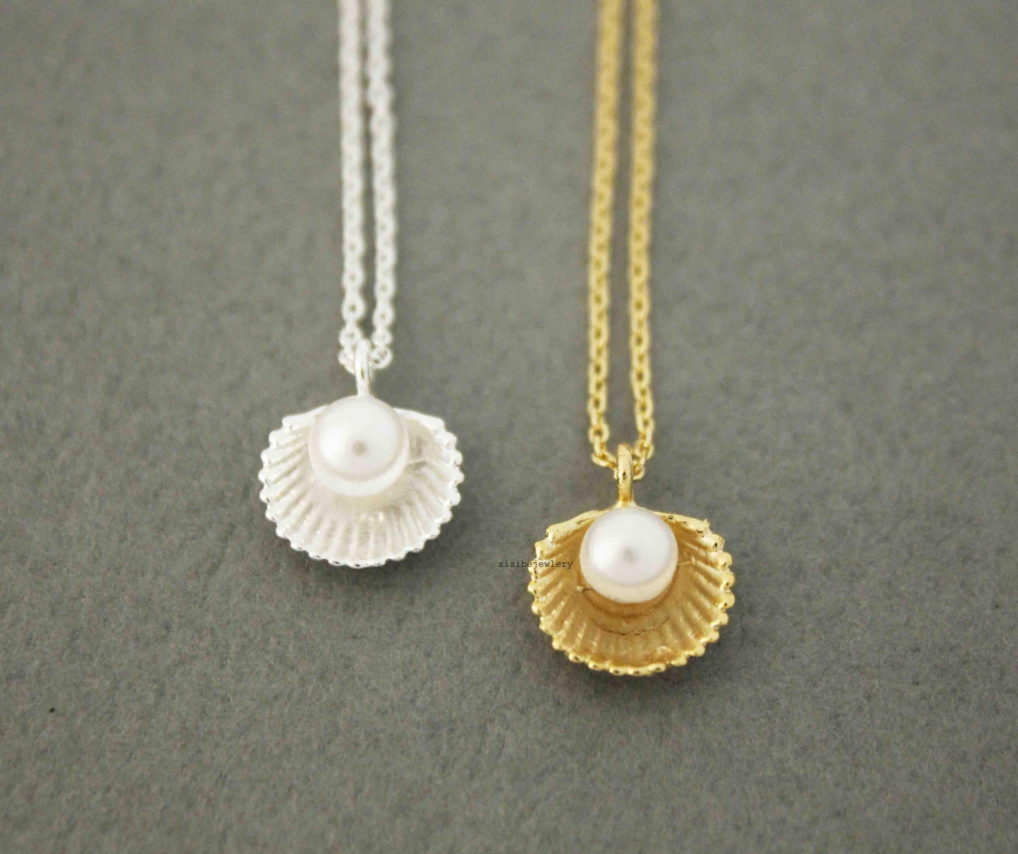 Pearl And Scallop Seashell Pendant Necklace In Silver / Gold, N0514g on