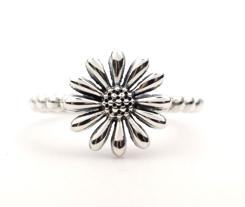 925 Sterling Silver Daisy Flower Ring on Luulla